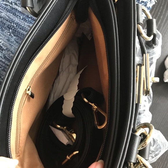 PRICE DROP! Chic Work Bag with Tons of Storage - Picture 3 of 7